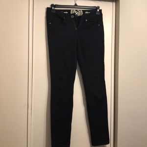 Black SO jeans